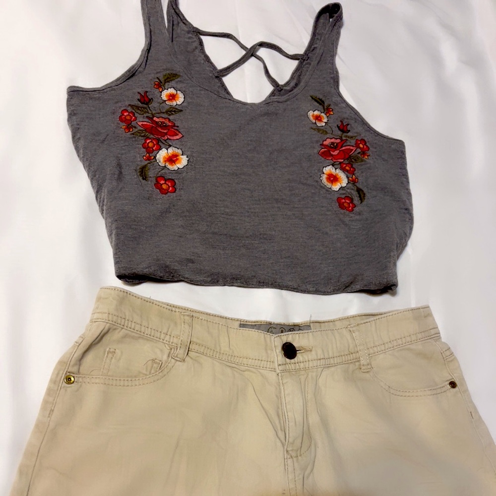 Top and shorts. Size small. Hollister brand